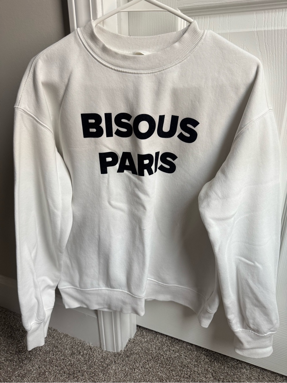 H&M White Sweatshirt with Black "BISOUX PARIS" Print